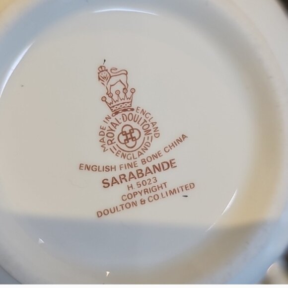 Royal Doulton Sugar Bowl and Creamer Set - Picture 6 of 6